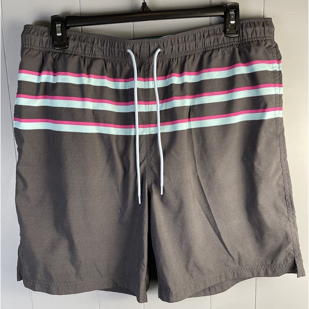 Roundtree & Yorke Swim Trunks Size XL Multi Color Striped Drawstring And Pockets